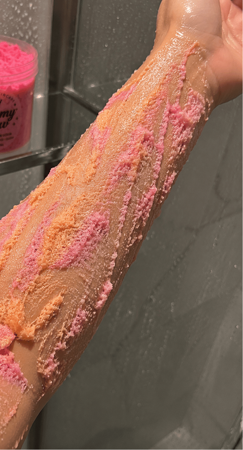 Gummy Glow Foaming Sugar Scrub